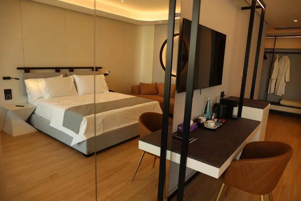 AlYACHT Premium Hotel