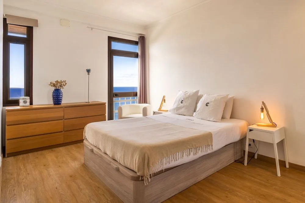 Monumental Apartments - Multi Listing