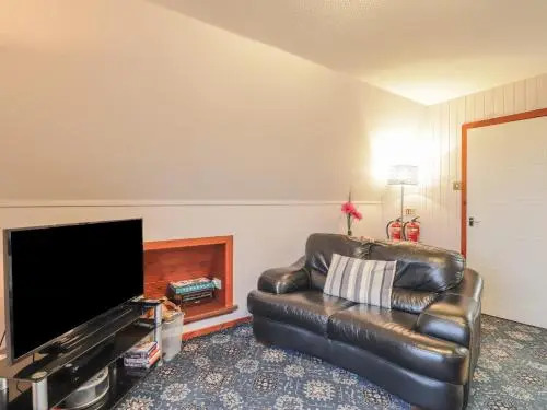 Larchfield Chalet 1
