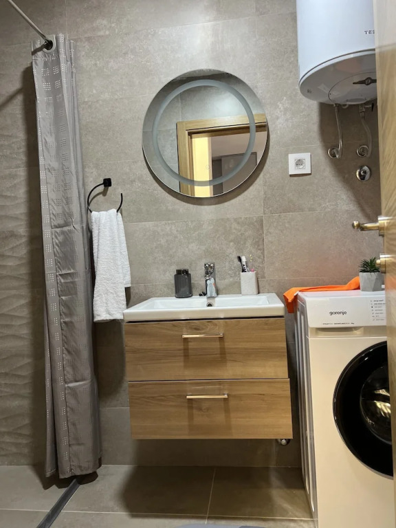 Adriatic Apartment Complex