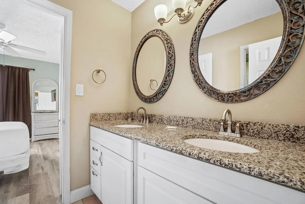 Sailfish Townhomes by Panhandle Getaways