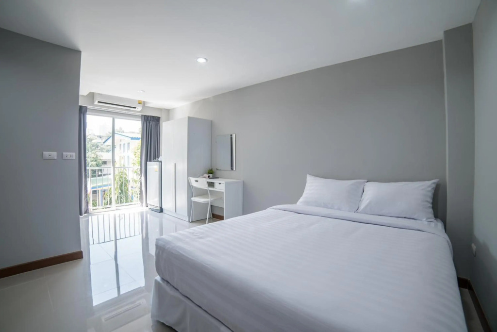 S44ROOM