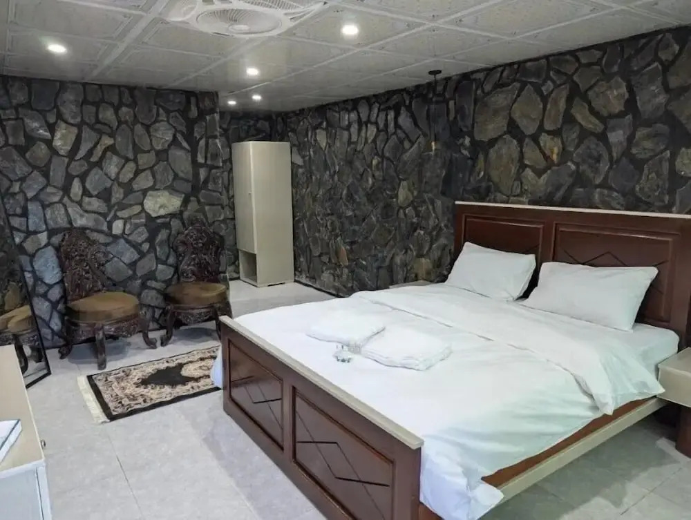 Comfort Hotel & Huts