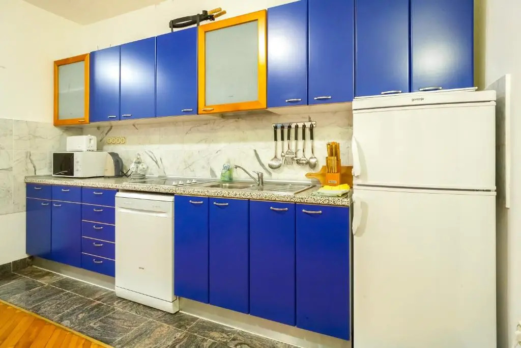 Villa & Apartments Perasto