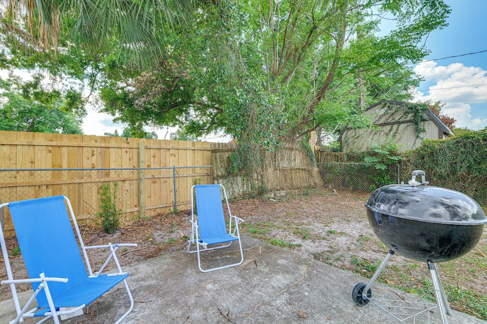 Legoland & Lakes Pool Home Pet Friendly