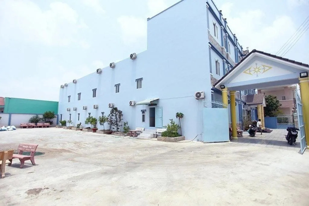 Nhu Toan Hotel