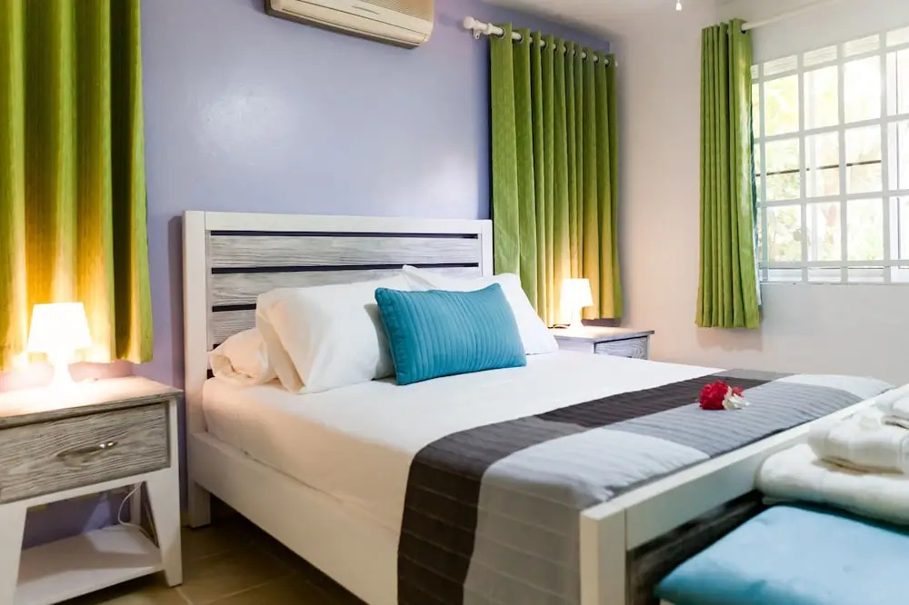 C102 Florisel - Your tropical Beach vacation!