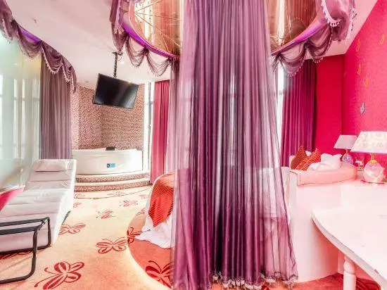 Boli 24 Fang Theme Hotel