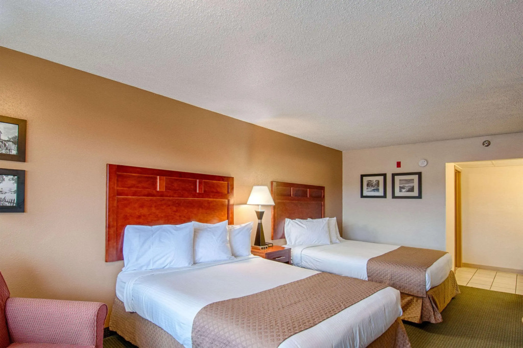 Park Tower Inn