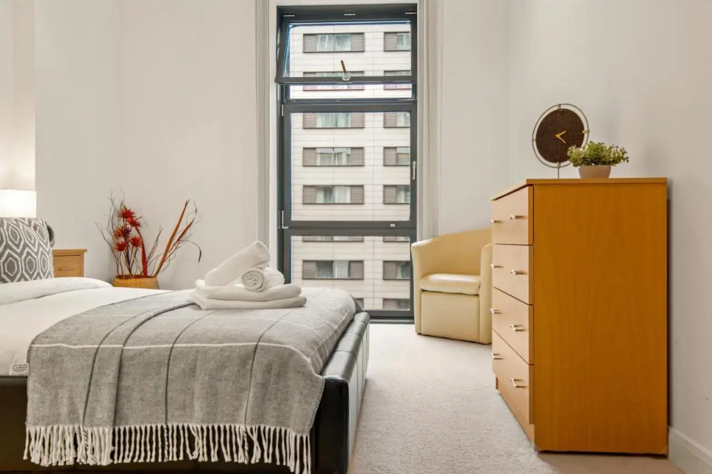South Quay Serviced Apartments By Mysquare