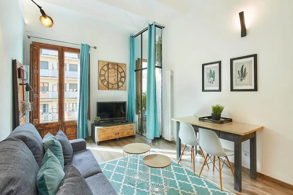 Urban District Apartments - Barcelona Smart Vintage Lofts and Apartments