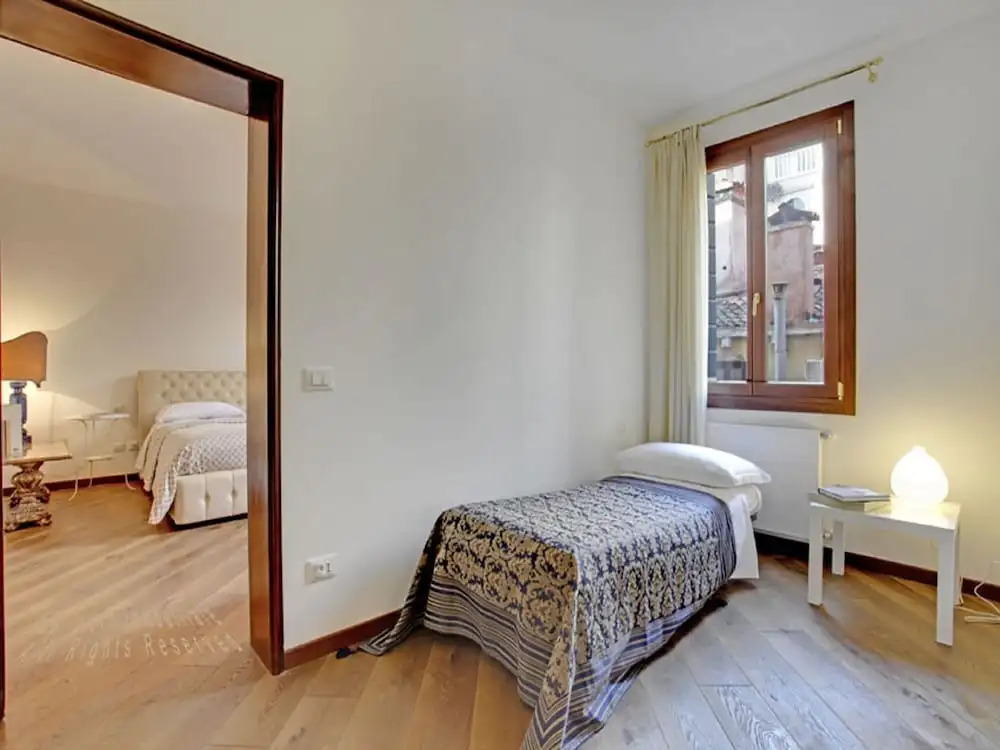 Grimaldi Apartments  - Scala Reale