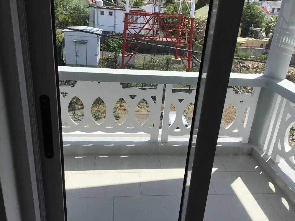 Immaculate 3-bed Apartment in Flic en Flac