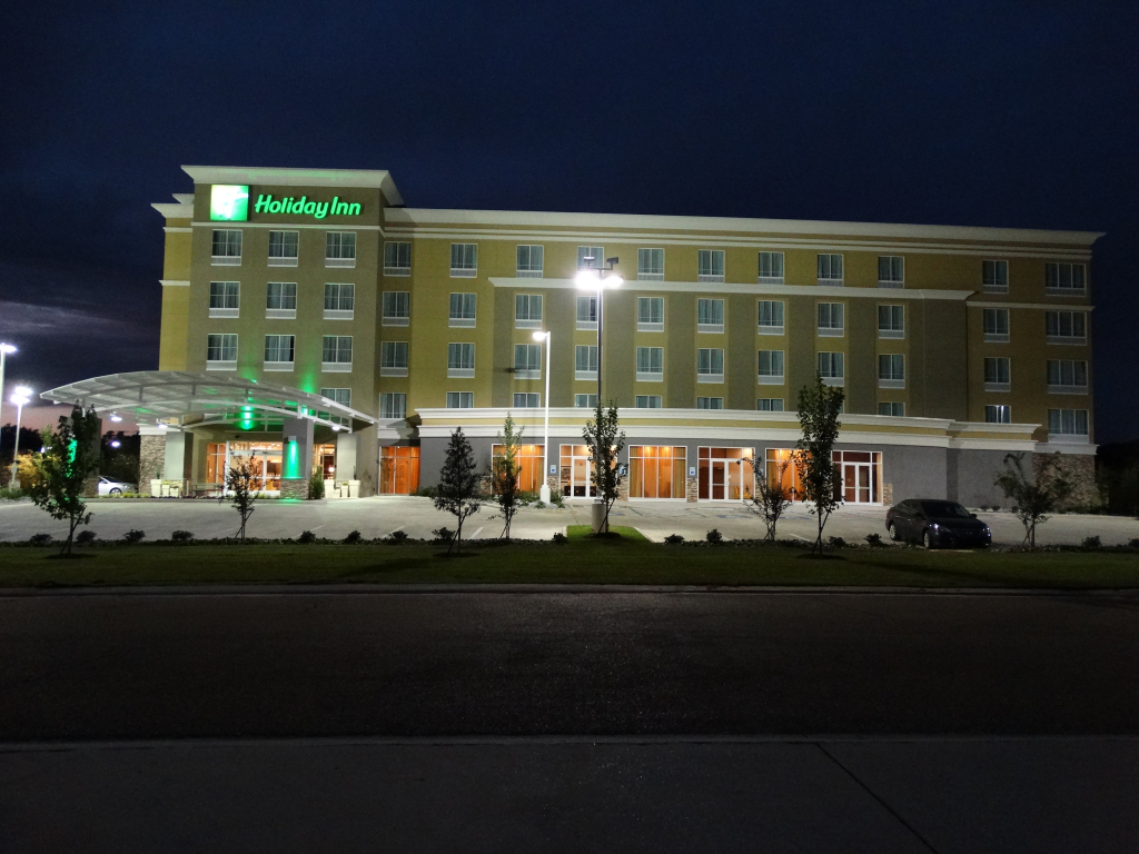 Holiday Inn Hotel And Suites Covington
