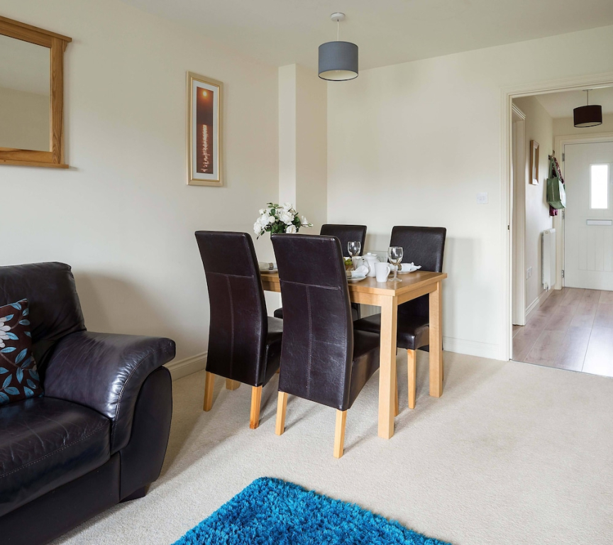 Puffin Lodge - Part of the The Bay Filey Holiday Village with pool, gym and direct beach access, pub, restaurant, tennis and meadows walks