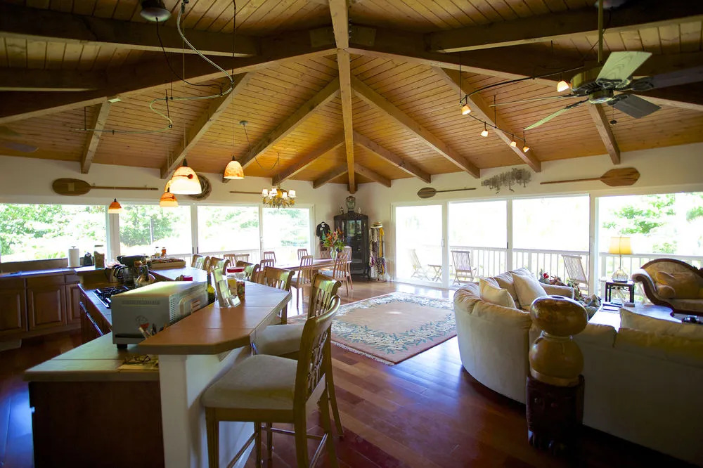 Hale Hoo Maha Bed and Breakfast