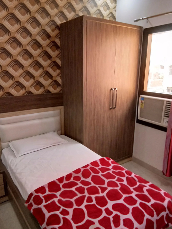 Puri Guest House