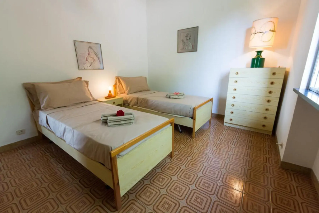 Gallinara Home