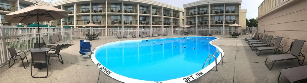 Holiday Inn Hotel Pittsburgh-Monroeville