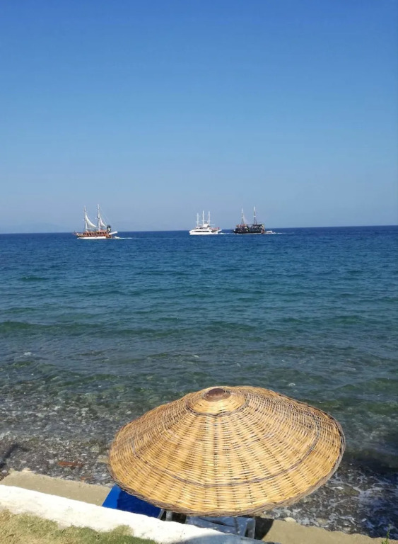 Bella Pino Beach Club Hotel