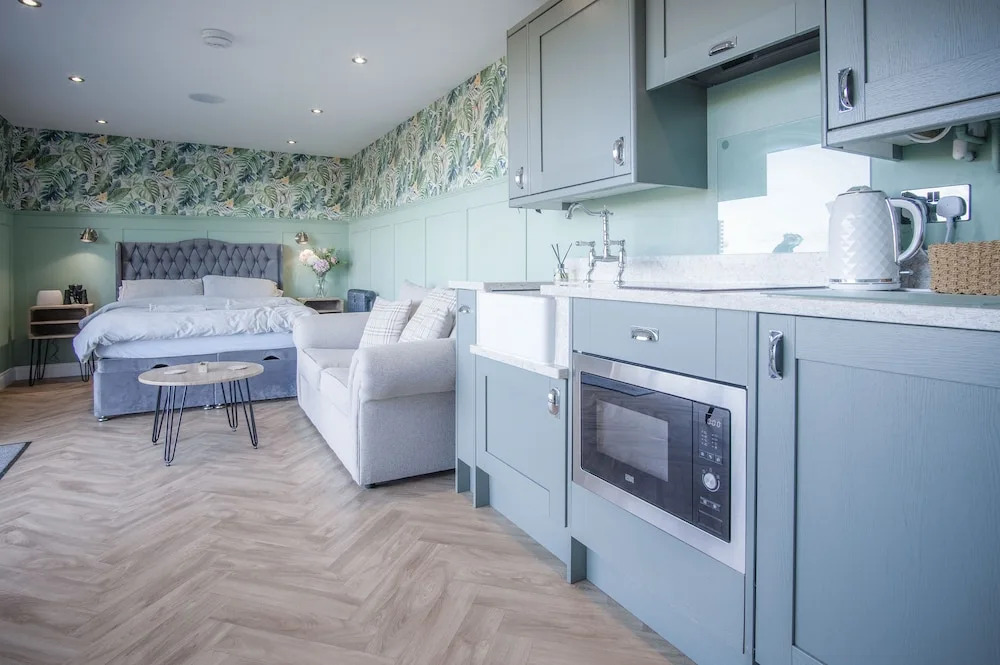 Caswell Bay Hide Out - Cabin - Landimore