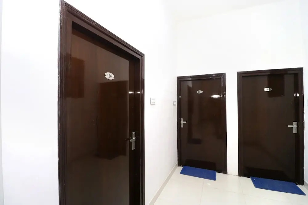 Hotel Sunview by OYO Rooms