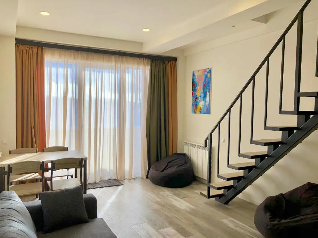 GVC 3-room 2-level apt New Gudauri