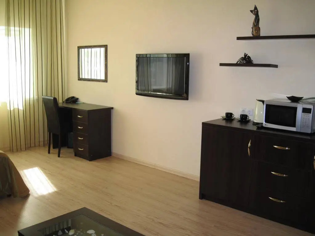 Vip House Hotel