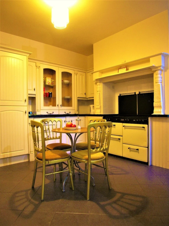 Cambrington Hostel