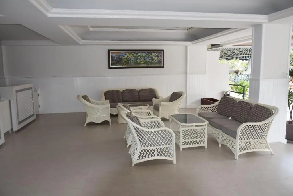 Puangpen Villa Hotel