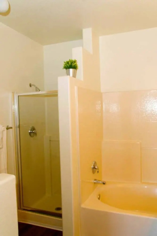 Quiet & Private Home 15 Minutes From Strip w/ Pool