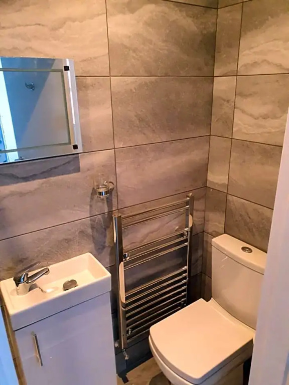 City Centre 5 double bedroom detached