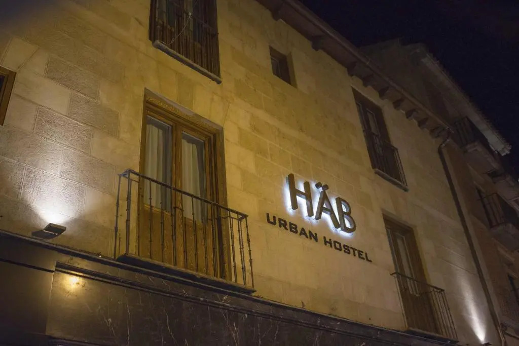 Hab Urban Hostel