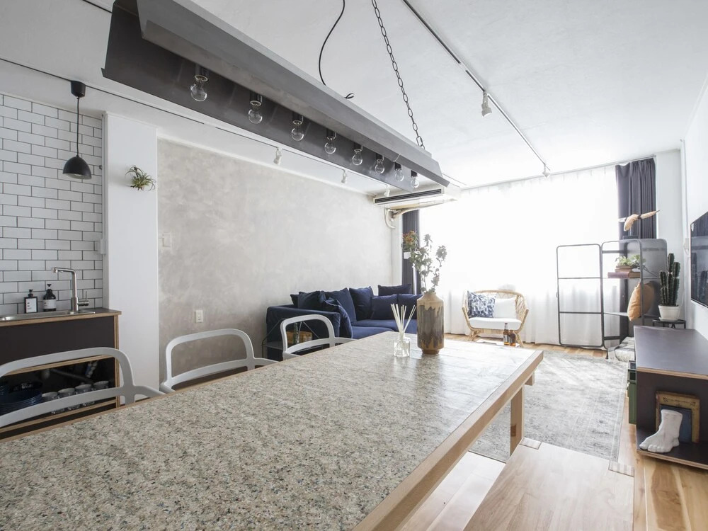 nid NAMBA Station House