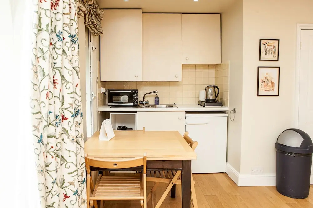 Charming Garden Studio in Shepherd's Bush
