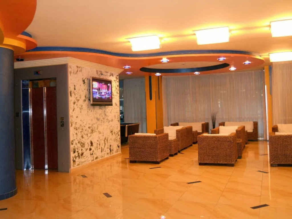 Hotel Senior