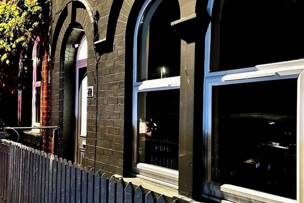 5bed-10 Guests-near City Centre-free Parking