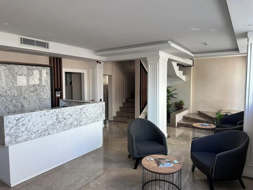 Star Suit Hotel