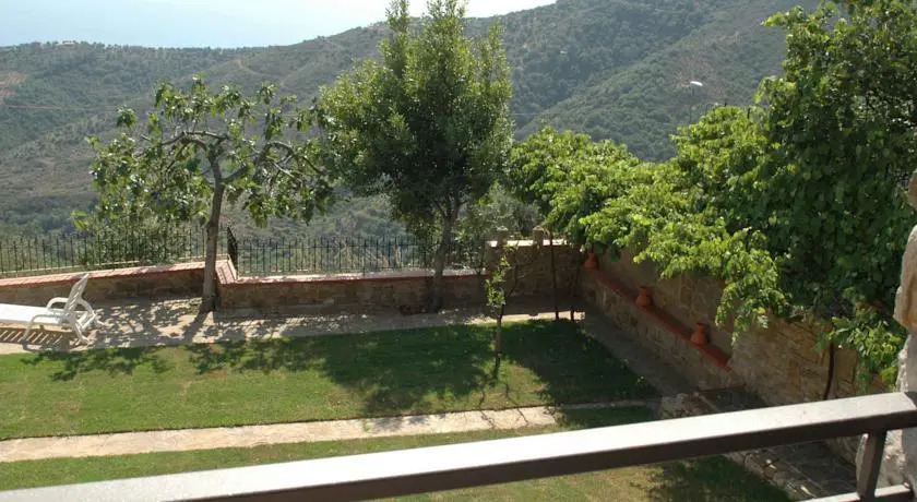 Archi Di Cannicchio