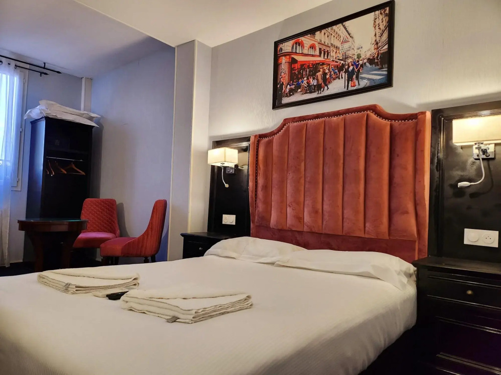 HOTEL ROYAL Paris Ivry