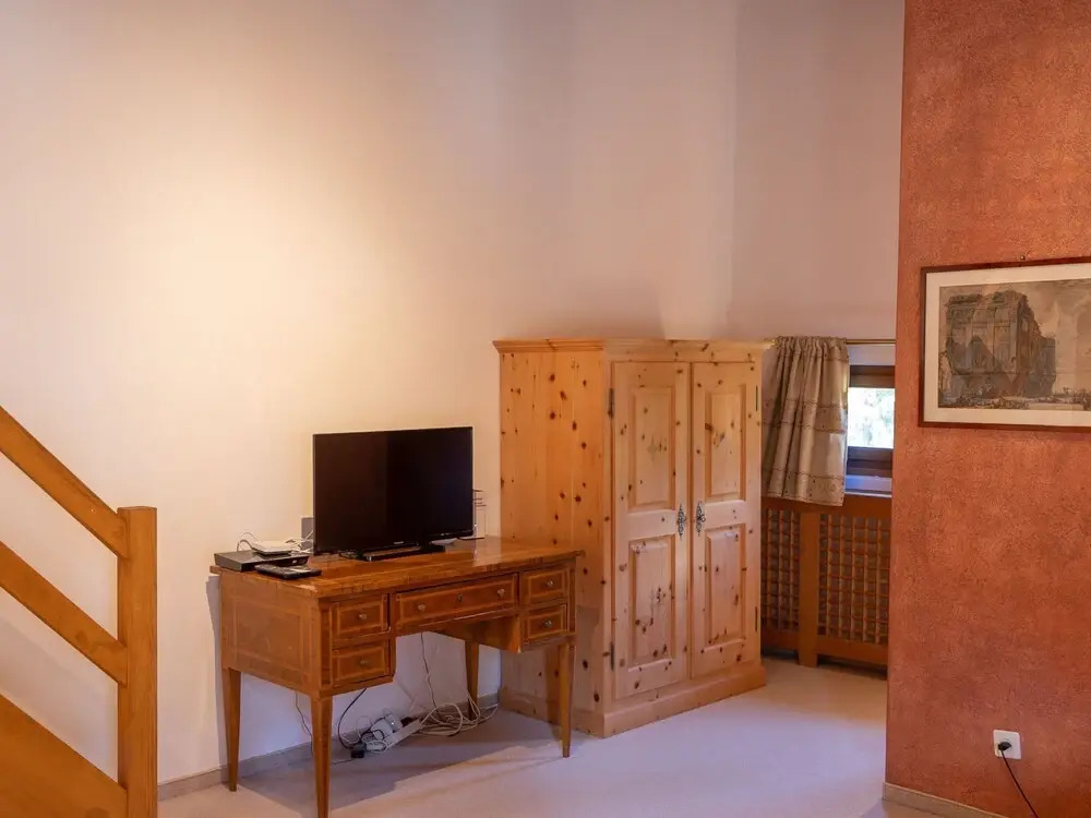 Apartment Chesa Cantieni by Interhome