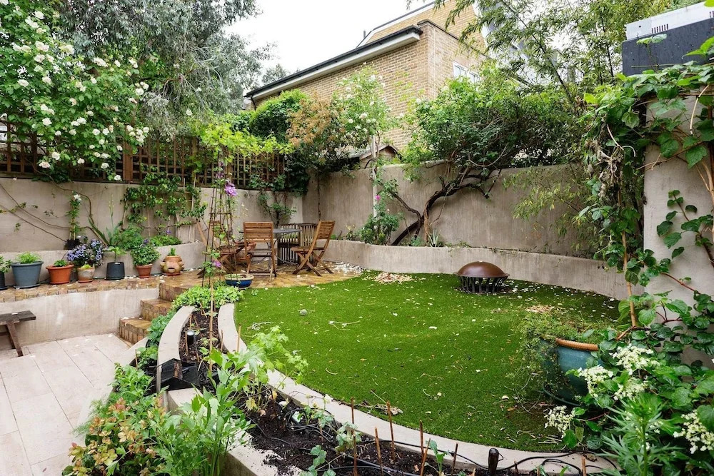 Veeve - Clapham Garden