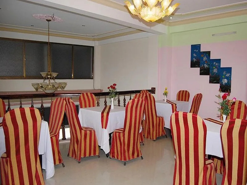 Nhat Tan Hotel