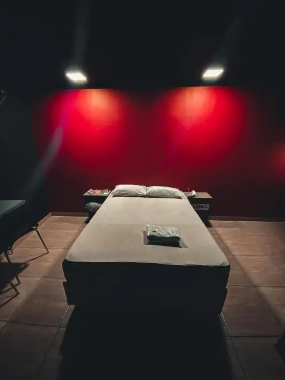 Light Motel