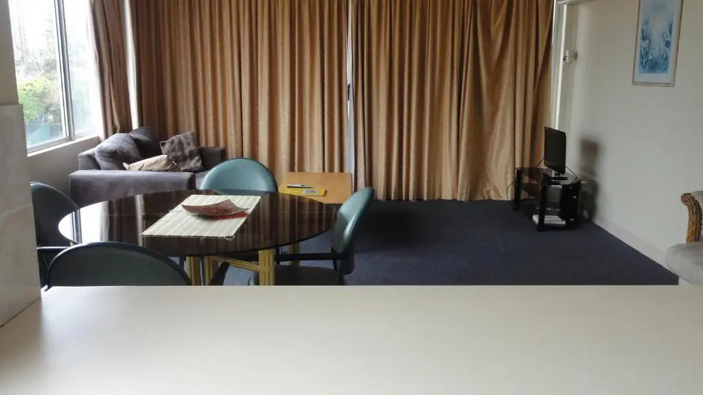 Quarterdeck Apartments