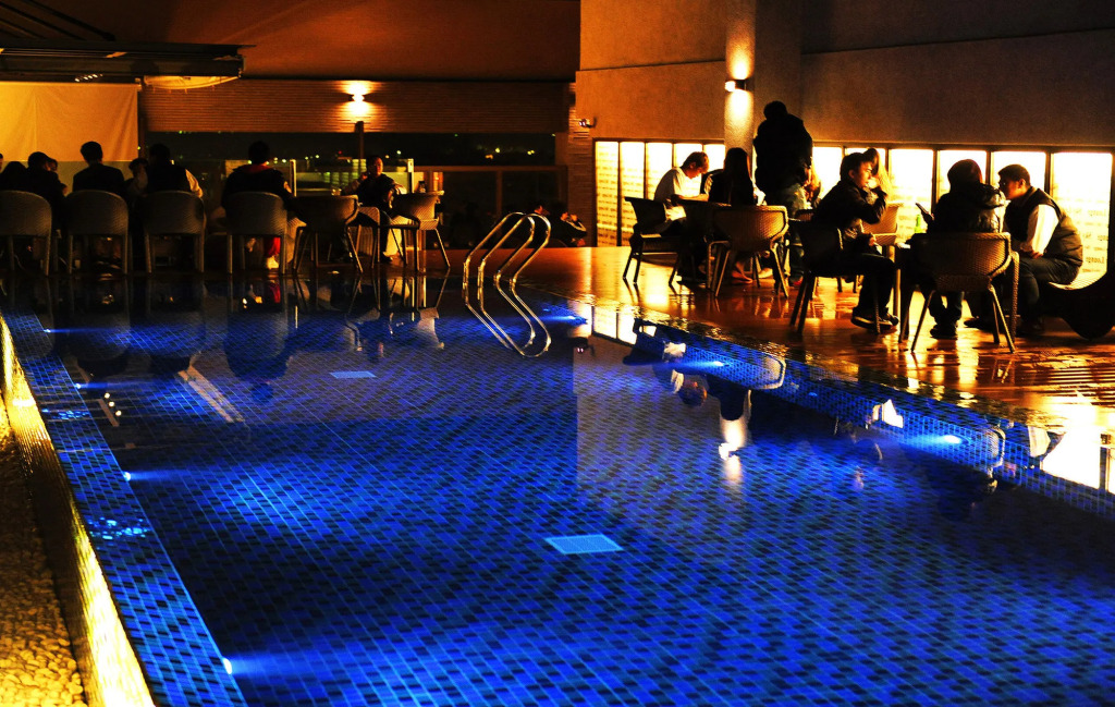 Tsun Huang Hotel