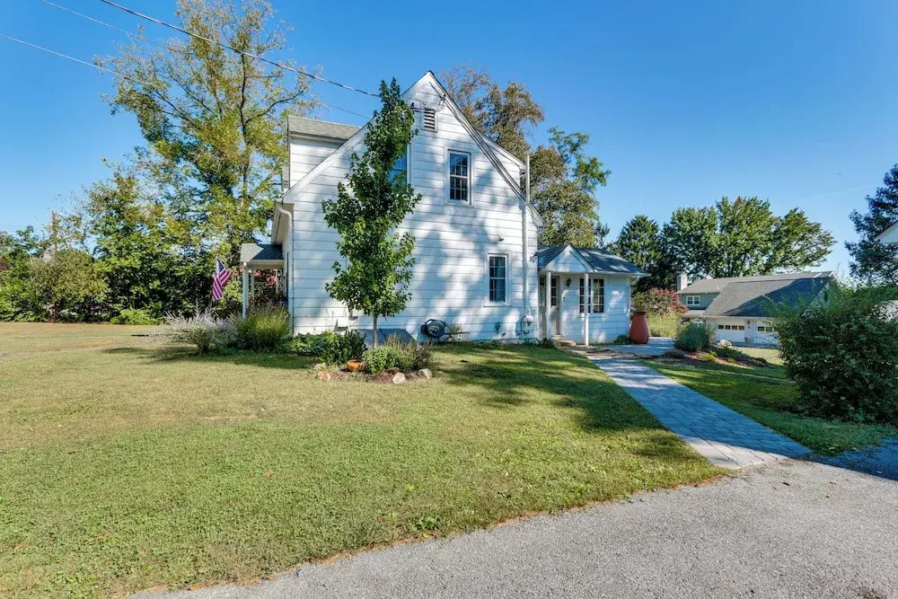 Walkable Location: Historic Home in Charles Town!