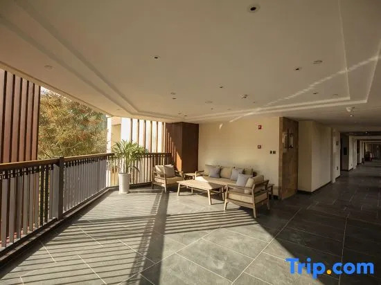 Qing Hua Hai Guan Fang Garden Hotel