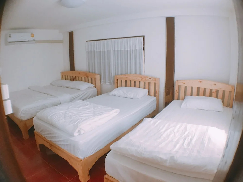 Samsibsan Hostel