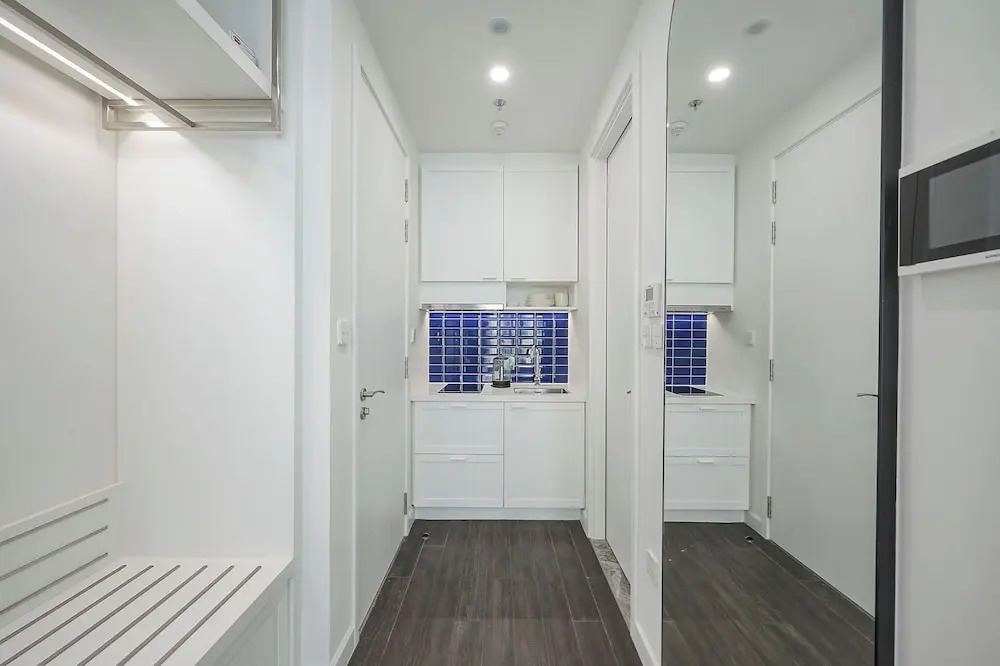 We Young Apartments by HOFs - Fireworks & Ocean view